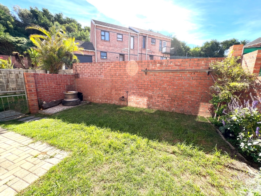 3 Bedroom Property for Sale in Lovemore Park Eastern Cape